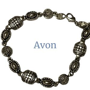 Avon Ornate Beaded Link Bracelet Lobster Claw Closure Silver Toned Metal